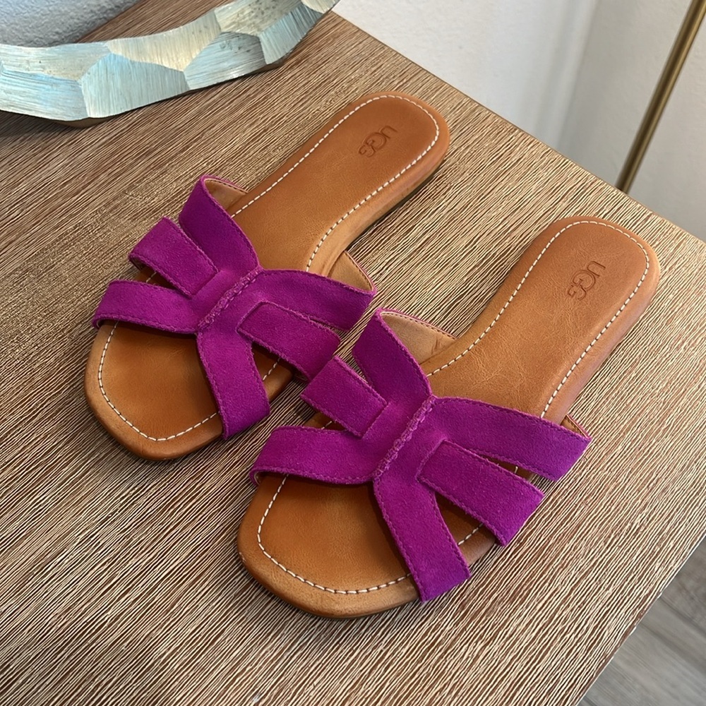 UGG Sandals - Picture 4 of 5
